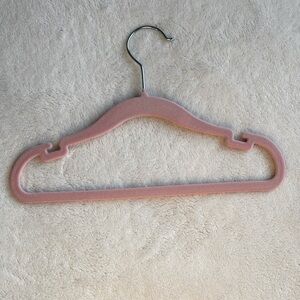 New Neaterize Youth Pink Velvet Hanger - Set of 25